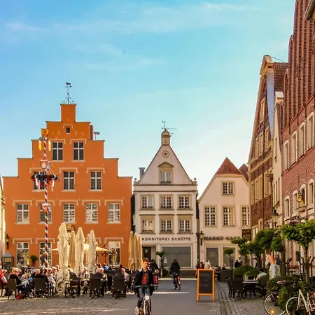 Tohuus1875 * וורנדורף